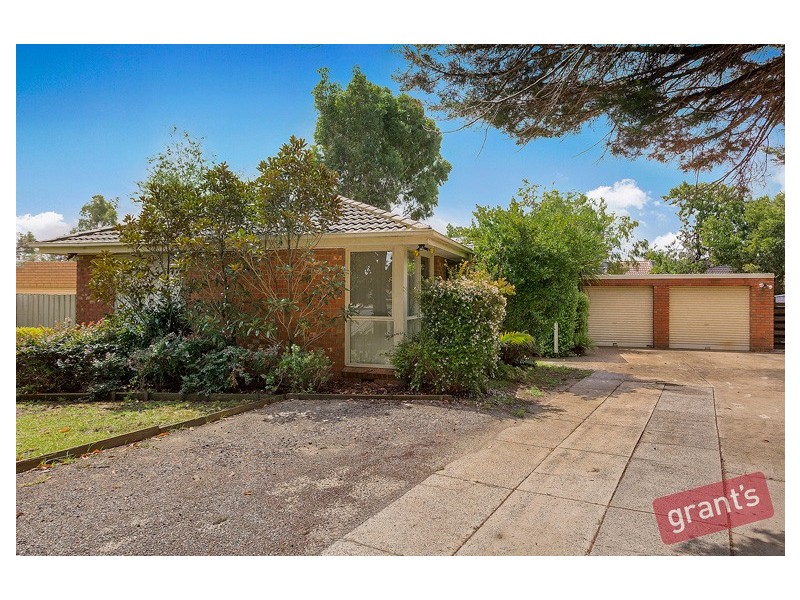 6 Thomas Court, Hallam VIC 3803