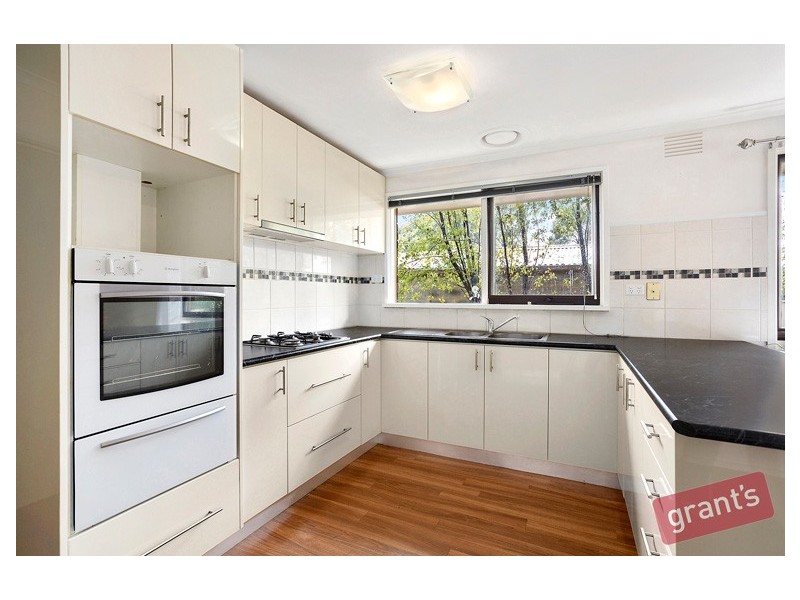 6 Thomas Court, Hallam VIC 3803