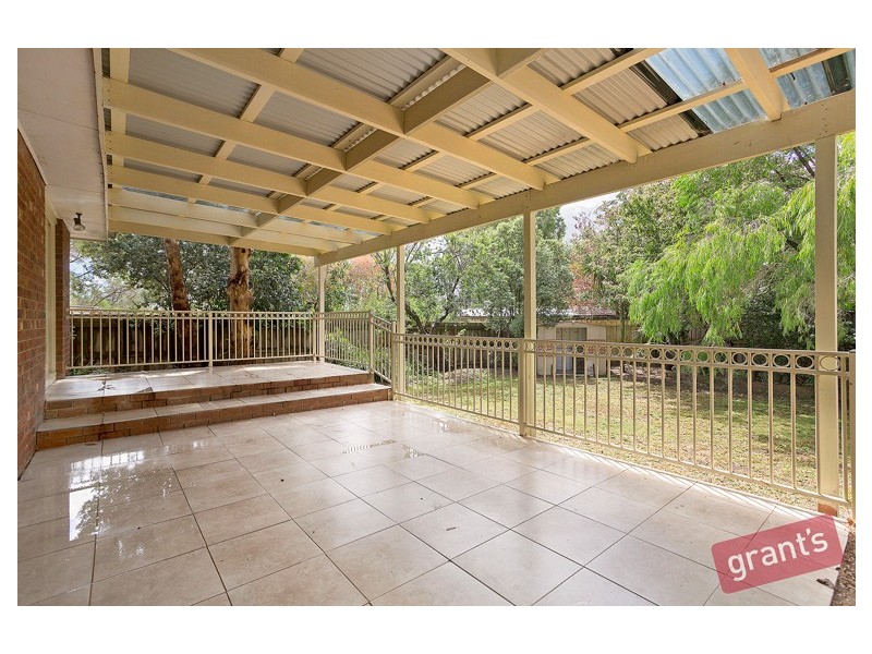 6 Thomas Court, Hallam VIC 3803