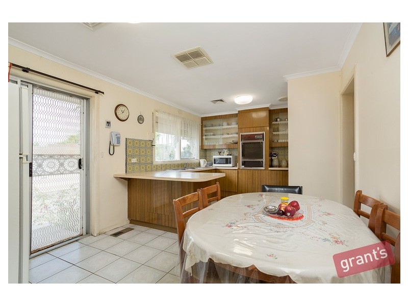 37 Rebecca Street, Doveton VIC 3177