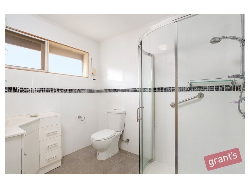 37 Rebecca Street, Doveton VIC 3177