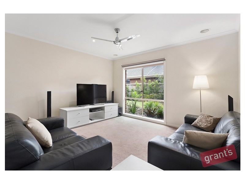 46 Bluemist Circuit, Lyndhurst VIC 3975