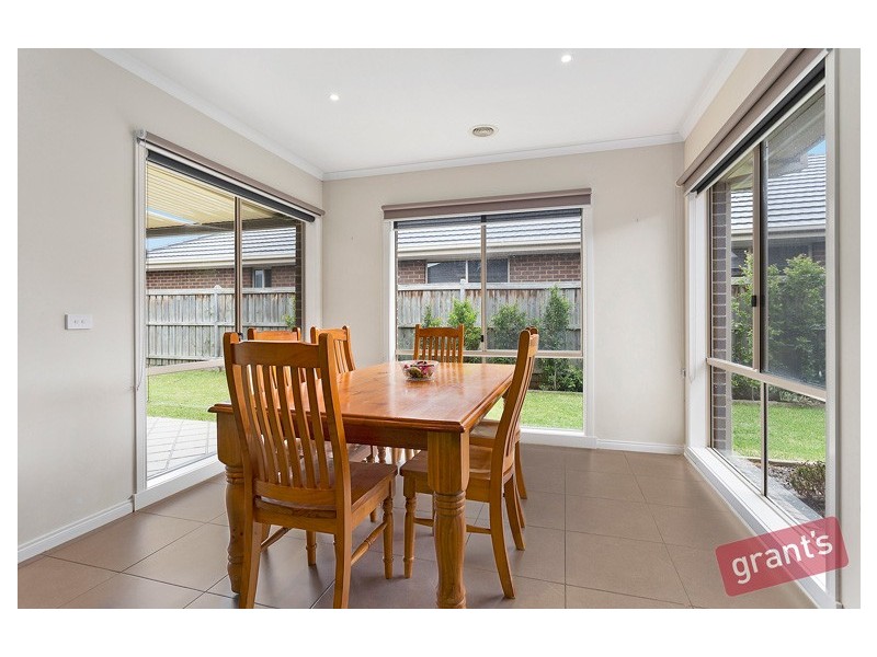 46 Bluemist Circuit, Lyndhurst VIC 3975