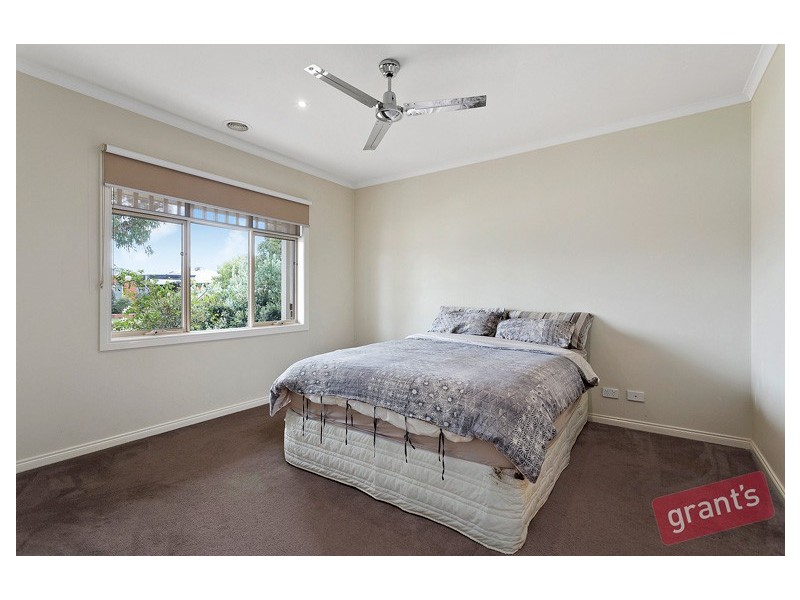 46 Bluemist Circuit, Lyndhurst VIC 3975