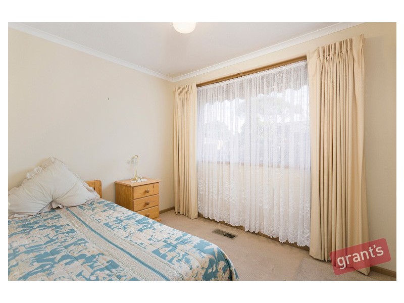 2/9 Southwell Close, Endeavour Hills VIC 3802