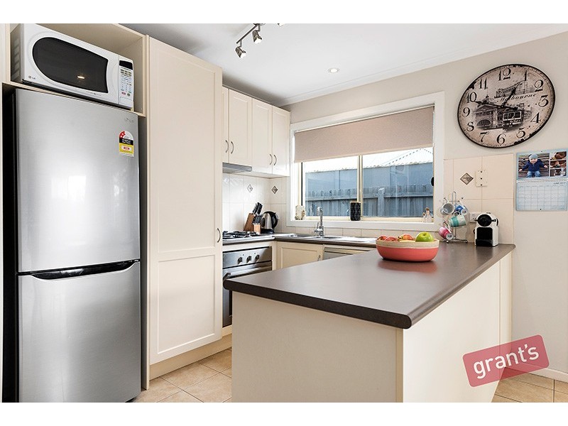 27 Boston Court, Narre Warren VIC 3805