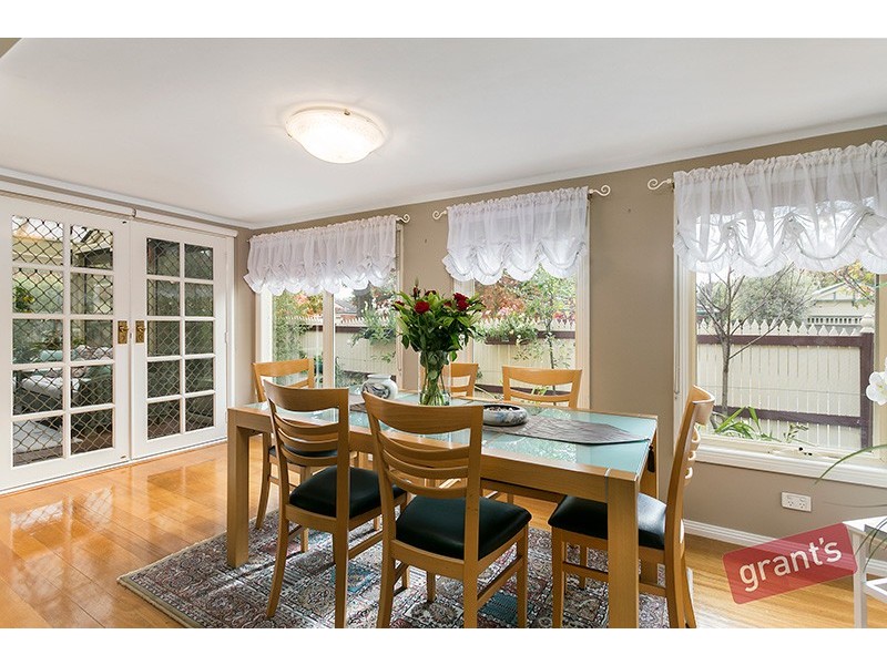 27 Park Square, Narre Warren South VIC 3805