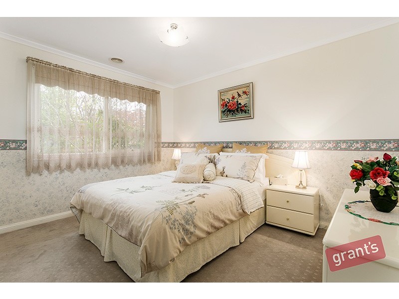 27 Park Square, Narre Warren South VIC 3805