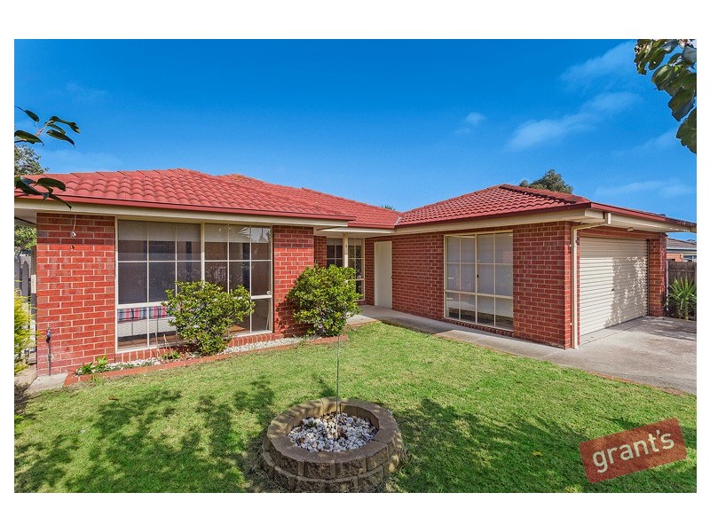 9 Greg Court, Narre Warren VIC 3805