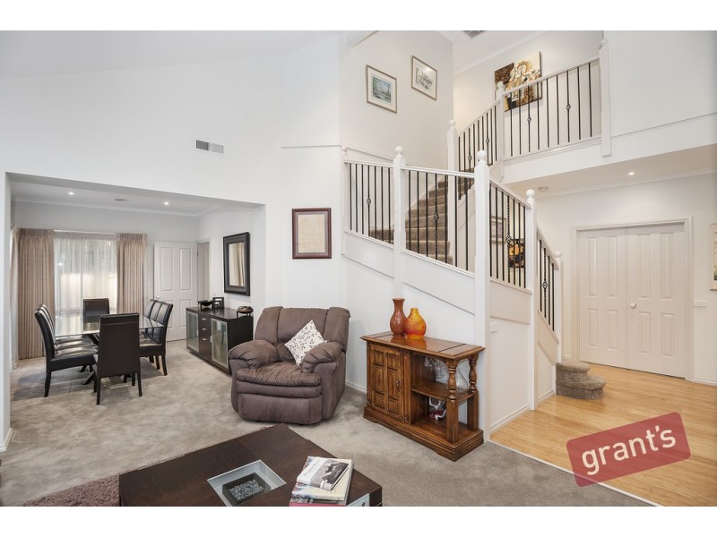 117 Golden Grove Drive, Narre Warren South VIC 3805