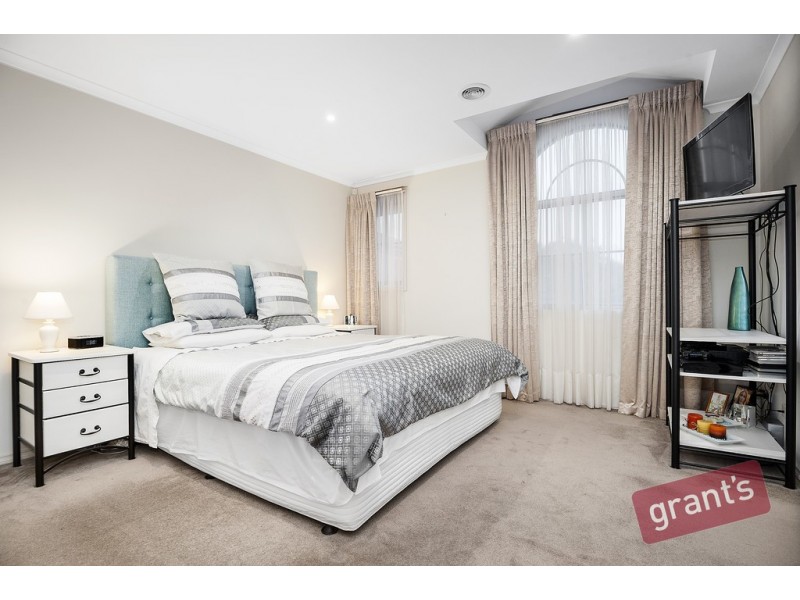 117 Golden Grove Drive, Narre Warren South VIC 3805