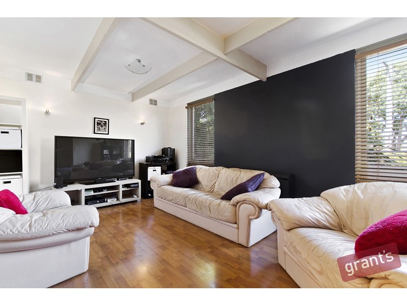 19 Westleigh Crescent, Narre Warren VIC 3805