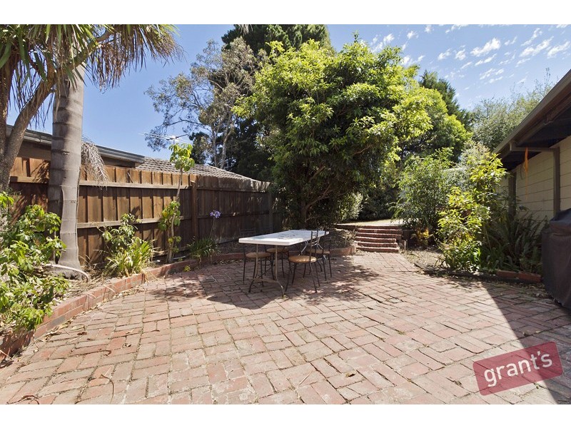 19 Westleigh Crescent, Narre Warren VIC 3805