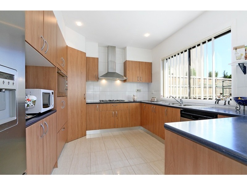 6 Hunt Club Road, Narre Warren South VIC 3805