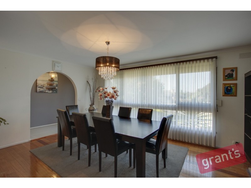 1 Westleigh Crescent, Narre Warren VIC 3805