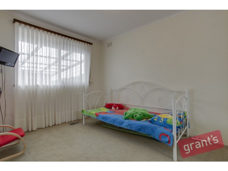 1 Westleigh Crescent, Narre Warren VIC 3805