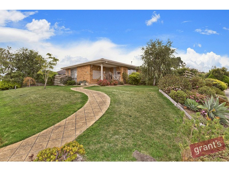 68 Fleetwood Drive, Narre Warren VIC 3805