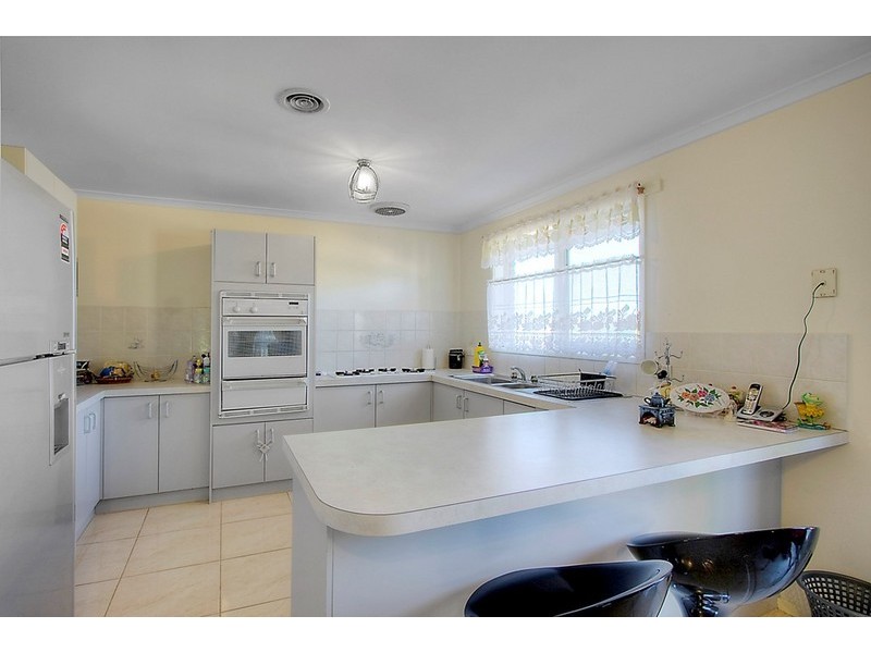 68 Nettle Drive, Hallam VIC 3803