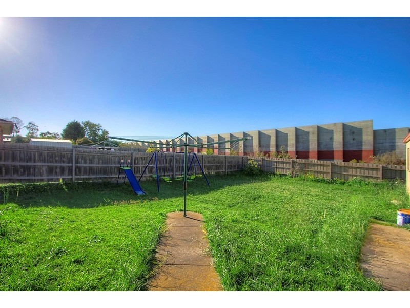 68 Nettle Drive, Hallam VIC 3803