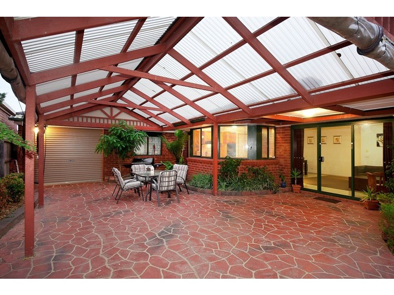 28 Sneddon Drive, Narre Warren South VIC 3805