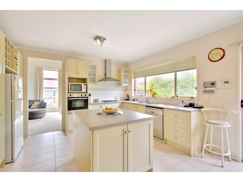 13 Shay Close, Narre Warren South VIC 3805