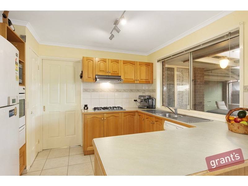 13 Woodrow Court, Narre Warren VIC 3805