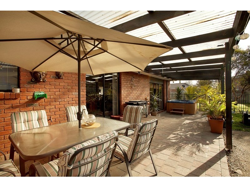 18 Katrina Close, Hallam VIC 3803