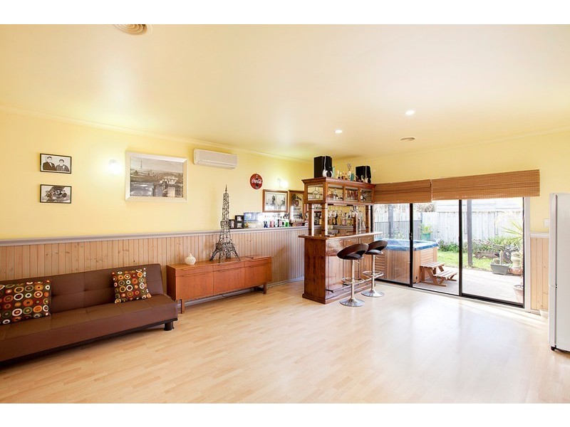 18 Katrina Close, Hallam VIC 3803