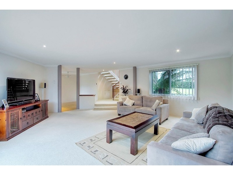 4 Deanswood Way, Narre Warren VIC 3805