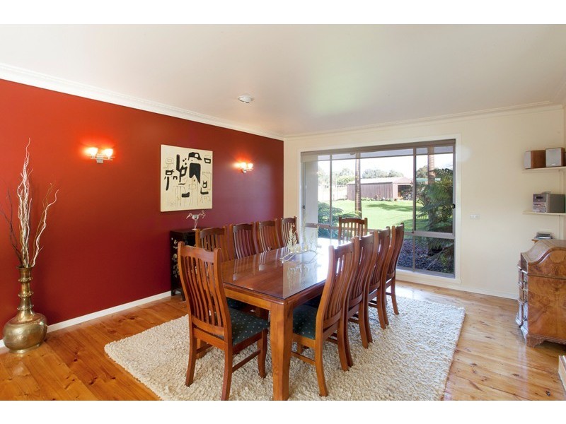 5 Grantchester Road, Narre Warren North VIC 3804