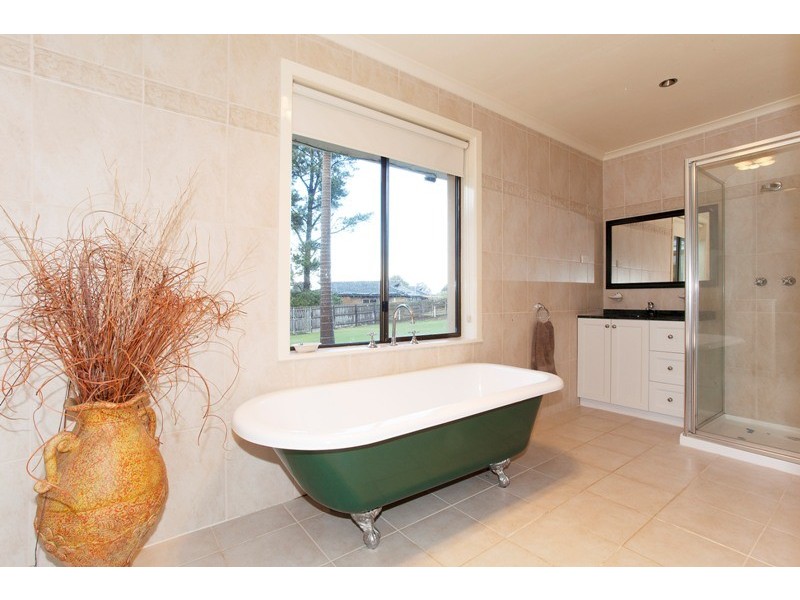 5 Grantchester Road, Narre Warren North VIC 3804