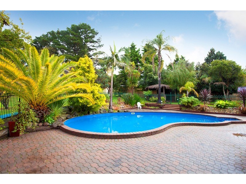 5 Grantchester Road, Narre Warren North VIC 3804