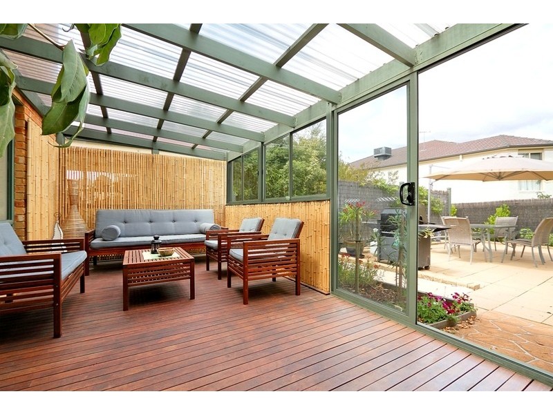 16 Minton Walk, Narre Warren South VIC 3805