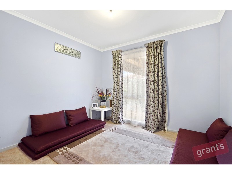 51 Nettle Drive, Hallam VIC 3803