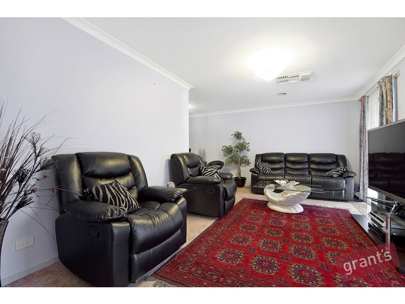 51 Nettle Drive, Hallam VIC 3803