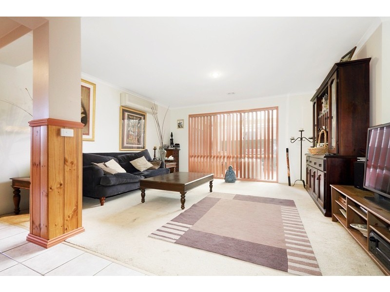 9 Danehill Grove, Berwick VIC 3806