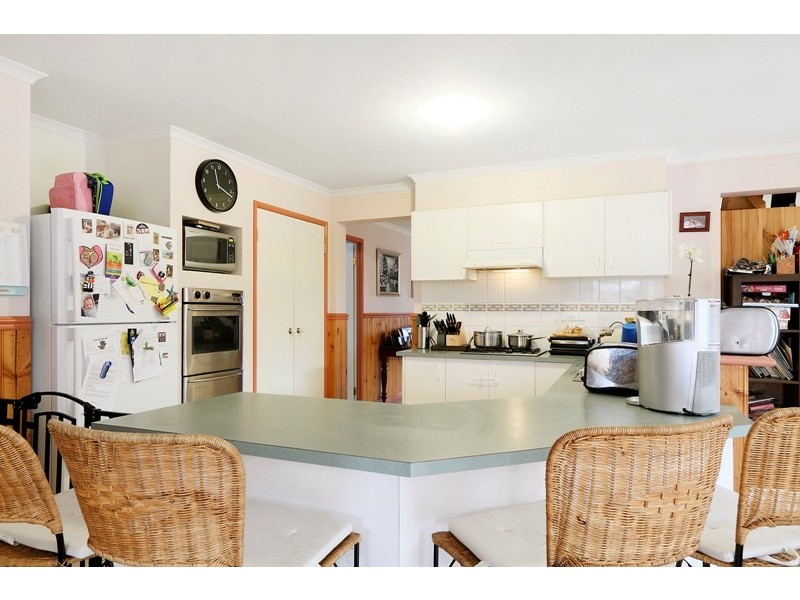 9 Danehill Grove, Berwick VIC 3806