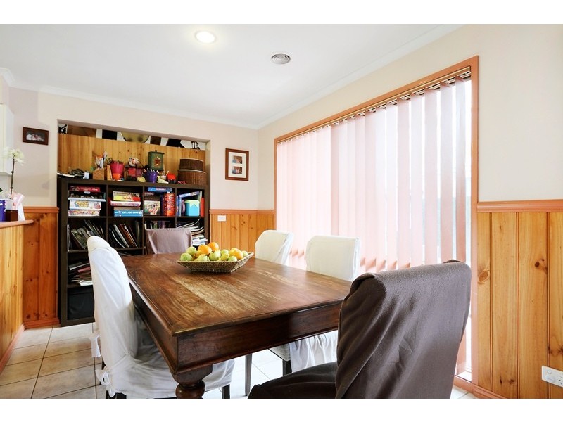 9 Danehill Grove, Berwick VIC 3806