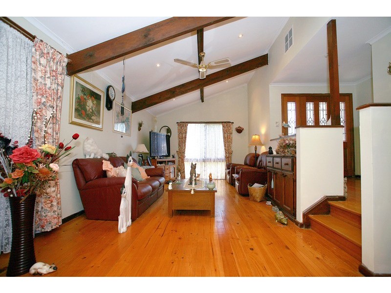 18 Wallaroo Avenue, Narre Warren VIC 3805