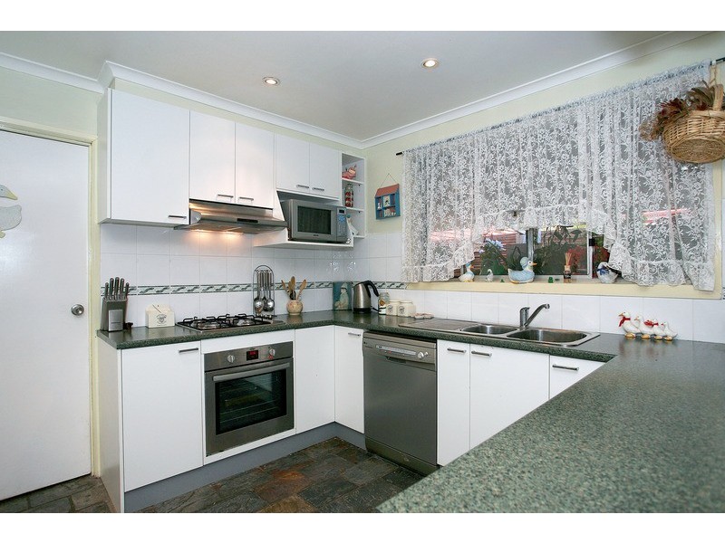 18 Wallaroo Avenue, Narre Warren VIC 3805