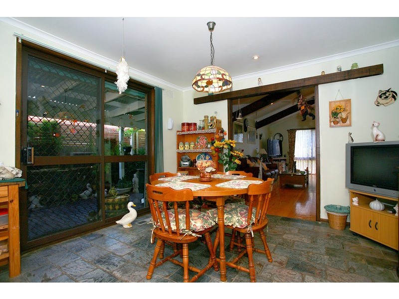 18 Wallaroo Avenue, Narre Warren VIC 3805