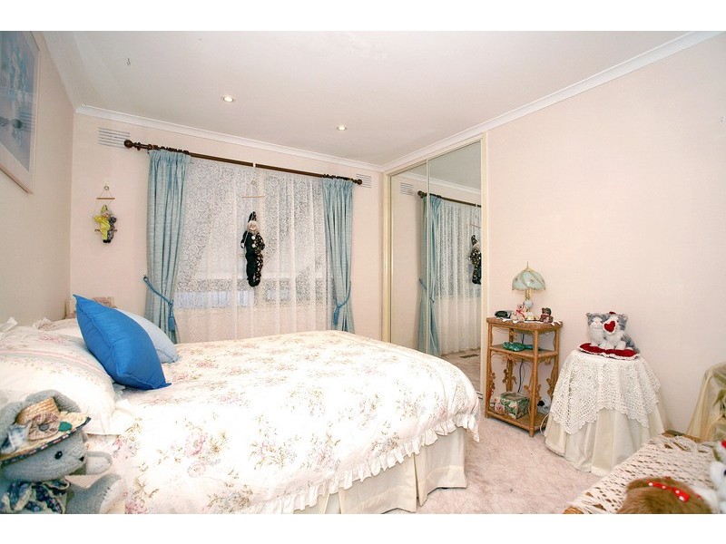 18 Wallaroo Avenue, Narre Warren VIC 3805