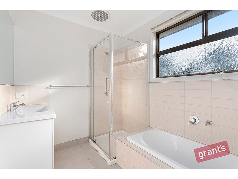 10/10-12 Innes Court, Berwick VIC 3806