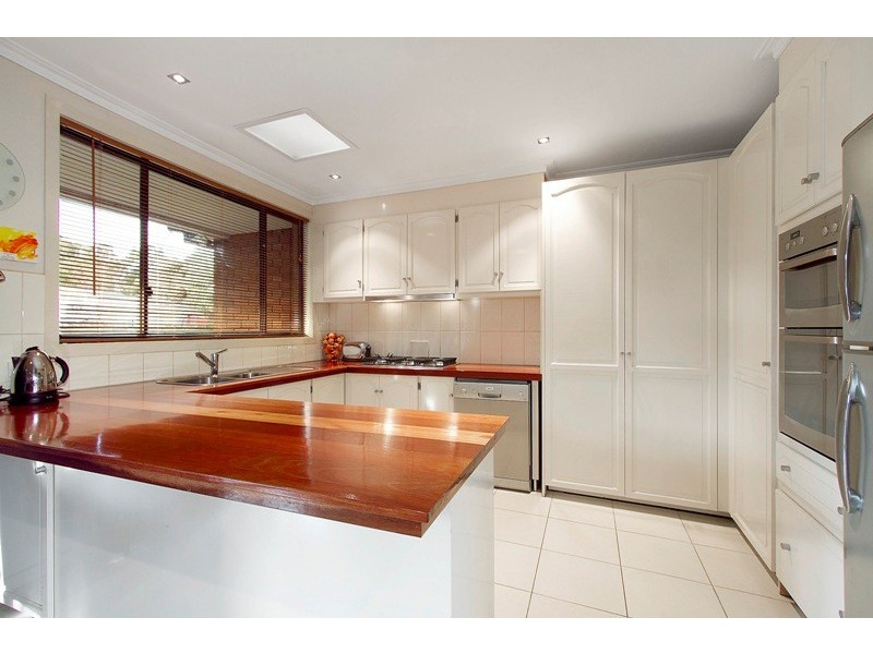 1 Brently Close, Narre Warren North VIC 3804