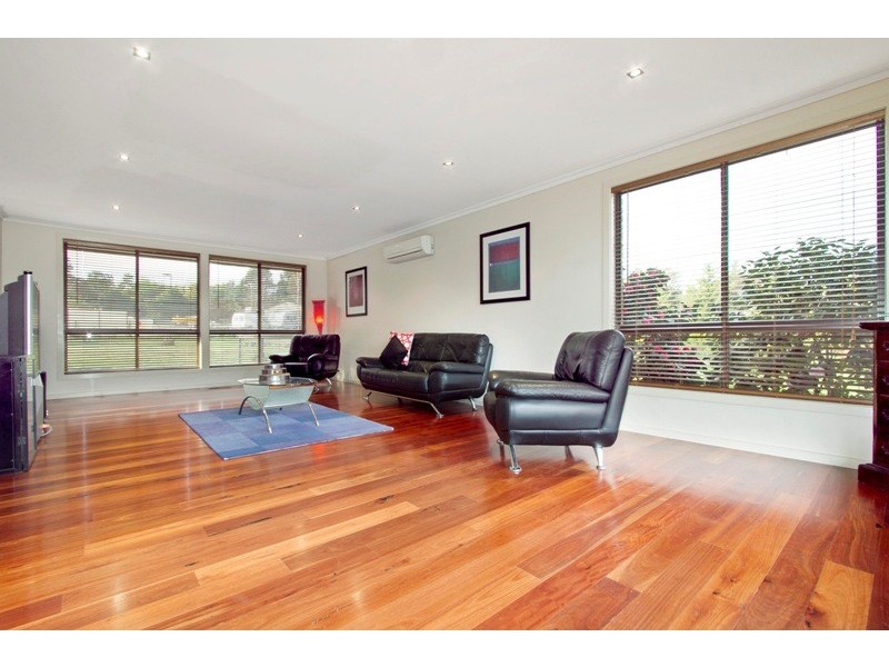 1 Brently Close, Narre Warren North VIC 3804