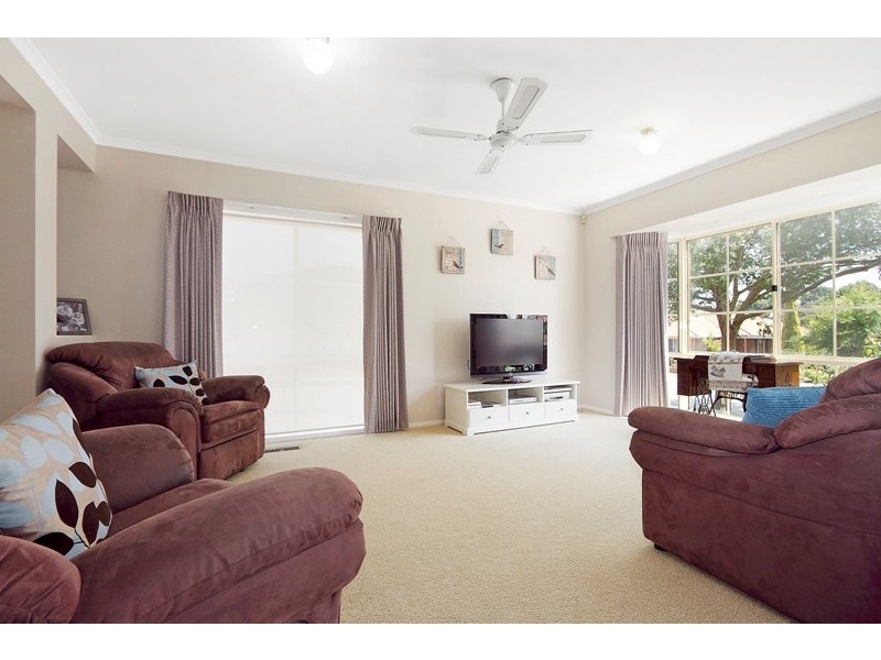 5 Clarinda Drive, Narre Warren VIC 3805