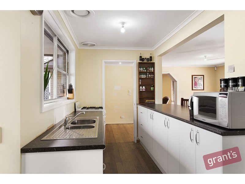 18 Stewart Avenue, Narre Warren VIC 3805