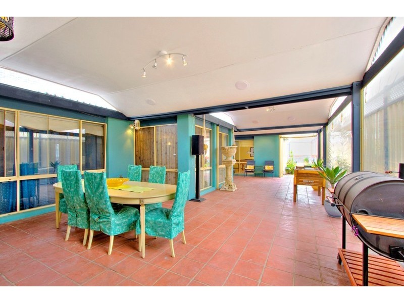 2 The Elms, Narre Warren VIC 3805