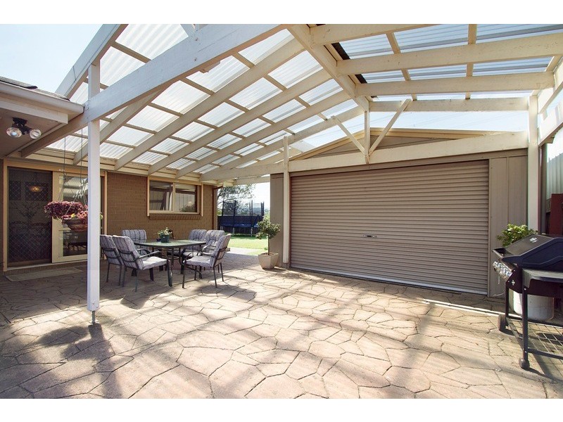 3 Basil Close, Hallam VIC 3803