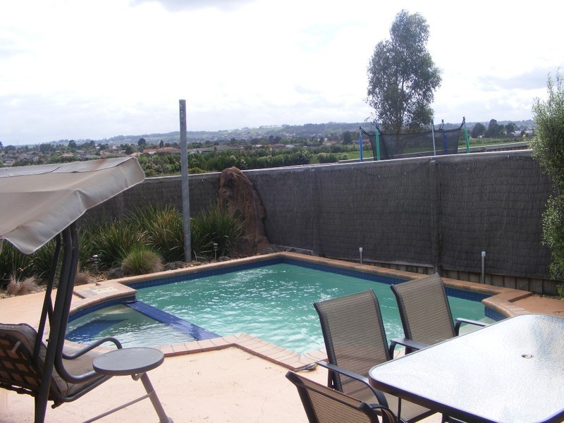 53 Loxley Boulevard, Narre Warren South VIC 3805